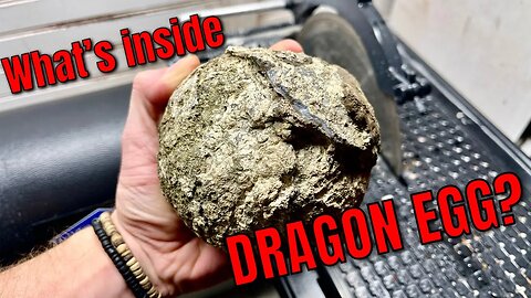 Cutting open DRAGON EGG on lapidary saw!