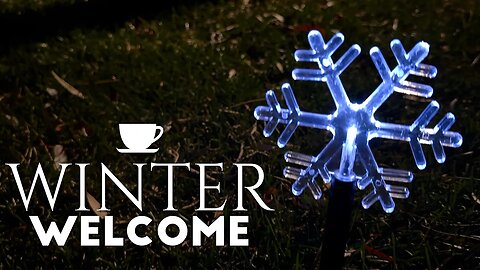 Solar Holiday Snowflake Outdoor Walkway Lights