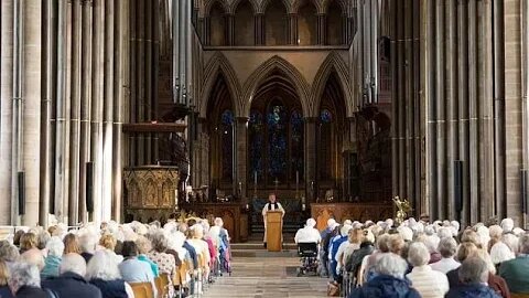 God could be 'non-gendered' in Church of England services