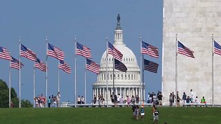 Washington DC, por volta de agosto de 2017, uma filmagem longa em câmera lenta diurna de tou