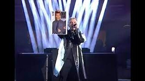 Sanremo: I veshur me uniforme Naziste Fedez gris foton e zv.ministrit Bignami ...