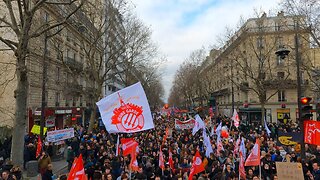 Manifestation contre la réforme des retraites à Paris le 11/02/2023 - Vidéo 5