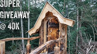 S2 EP25 | OFF GRID TIMBER FRAME | HOBBIT COMPOST TOILET | FOREST KITCHEN