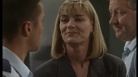 Blue Heelers S02E11 Stop For A Bite