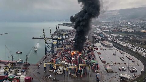 Fire in İskenderun Port not yet put out, broke out yesterday in the toppled containers