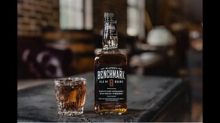 McAfee's Benchmark Old #8 Kentucky Straight bourbon review