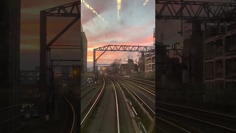 Moving DLR Train View in London at 60FPS (4K) During Sunset Shot on Iphone13 Pro! Like & Subscribe:)