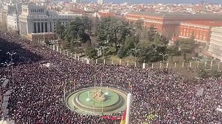 Spain health workers hold massive Madrid protest over state of health system.