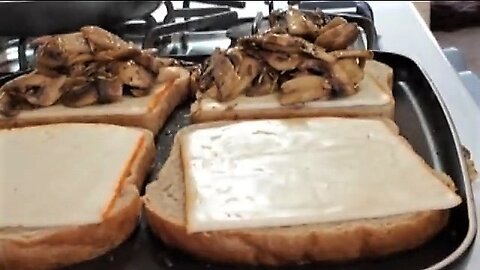 Awesome Mushroom Melt Sandwich