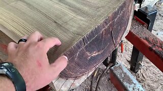 Saw-Milling A Historic Log And Finding Black Gold Hidden Under Its Bark