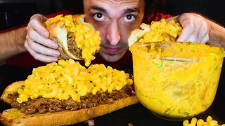 HUGE MAC AND CHEESE BURGER SUB * ASMR NO TALKING MESSY * NOMNOMSAMMIEBOY