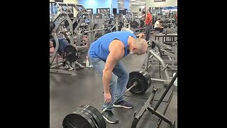 405 deadlift ( replay series ) Crazy Old Man