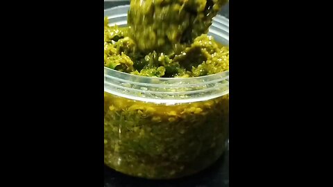 recipe of spicy green chili pickle
