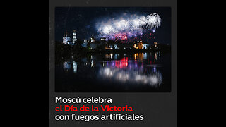 Fuegos artificiales en Moscú por el 79.º aniversario del Día de la Victoria