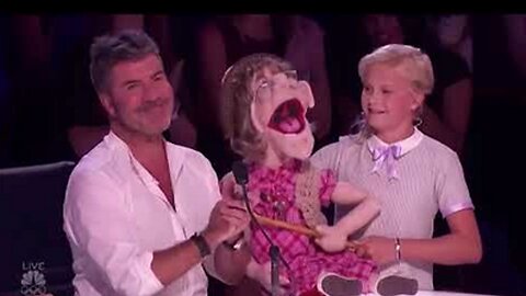 Puppet 'Edna' Makes Simon Cowell BLUSH!!