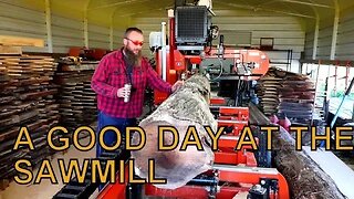 ANOTHER LOG WITH GOLD HIDDEN UNDER ITS BARK AND THE MOST ASKED QUESTION I GET ABOUT MY SAWMILL