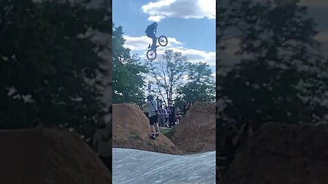 HUGE Tuck to Turndown #bmx #dirtjump #bigair