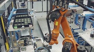 robot working in an electronics manufacturing facility SBV 330425460 HD