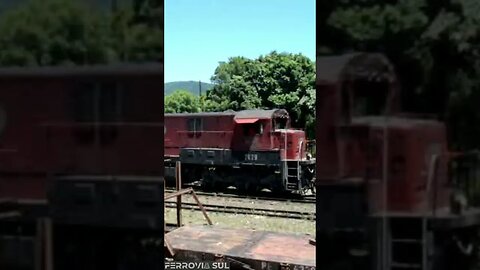 Dupla C30-7 na estação Roca Sales/RS #shorts #train #ferroviasul