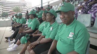 nigéria união de teachernut comemora o dia do professor na praça da águia abuja SBV 347267723 HD