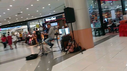 BUSKING INSIDE ROBINSONS PLACE ILOILO CITY PHILIPPINES