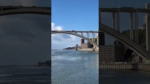 Rio Douro, Ponte da Arrábida, Porto, Portugal