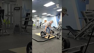 Deadlift with a trap bar, Crazy 🤪 old man, new favorite lift