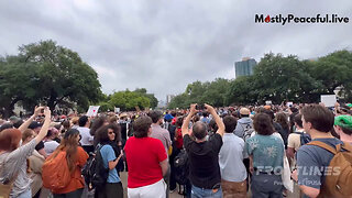 Crackdown Begins As UT Austin Students And Faculty Disrupt Campus For Palestine Protest