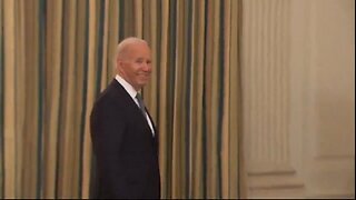 Biden Turns Around And Bizarrely Smiles After This Question