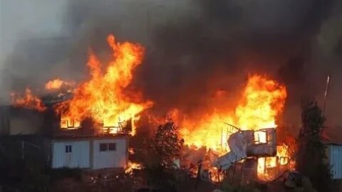 Wild fires in Chile destroy thousands of acres