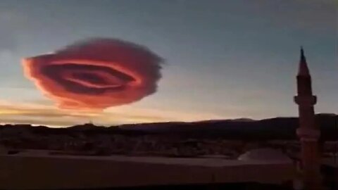 Strange Eye Cloud Appears In Turkey Before Earthquake Devastation 2023