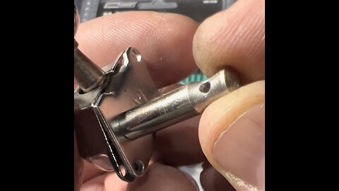 How to prevent guitar string breaks by deburring your tuning pegs