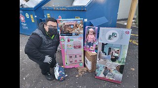 Dumpster Diving Esta Tienda tiro todo esto nuevo en la basura OMG!!