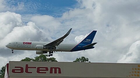 Boeing 767-300ERF PR-ACO vindo de Guarulhos para Manaus