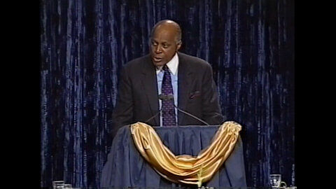 January 19, 2004 - Civil Rights Legend Vernon Jordan Addresses Twin Cities MLK Breakfast