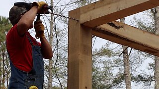 S1 EP17 | WOODWORK | TIMBER FRAME BASICS | DAY TWO BUILDING THE CABIN