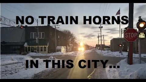 No Left Turn, No Train Horn Either.. Watch Out Iron Mountain! #trainvideo #trains | Jason Asselin
