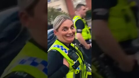 Police uk (must watch ) #shorts #viral #subscribe #comedy #police 😱😂🤣