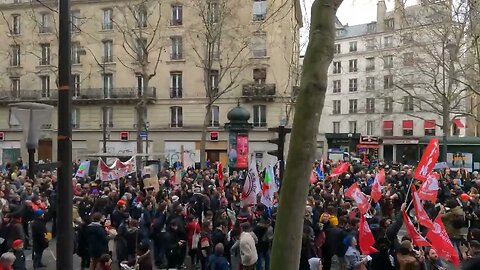 Manifestation contre la réforme des retraites à Paris le 11/02/2023 - Vidéo 3