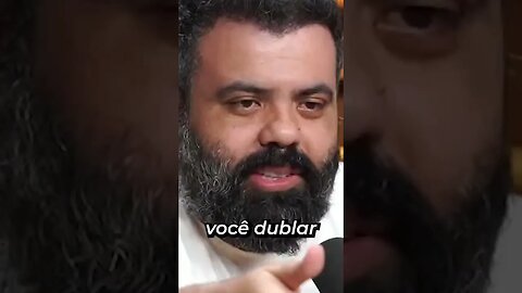 Esse dublador colocou medo em seu entrevistador usando somente sua voz #shorts