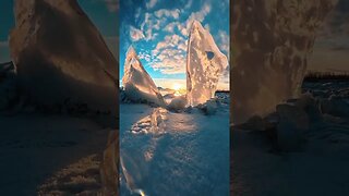 River ice sometimes flakes off and forms such piles of ice