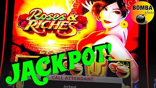 JACKPOTS, ROSES & BRAS?!🤦🏻‍♂️ #Casino #LasVegas #SlotMachine