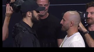 Volk & Islam Hilarious Faceoff - UFC 284 #UFC #Muscles #Faceofff