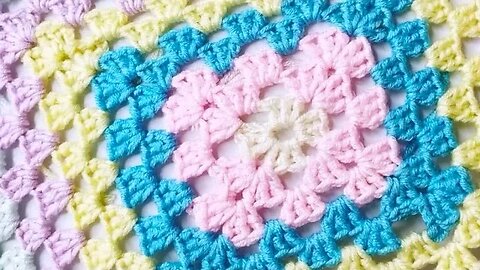 🧶How to crochet granny square blanket very easy