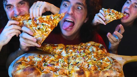 BUFFALO CHICKEN PIZZA + CRISPY FRIED CHICKEN SKIN * ASMR NO TALKING * | Nomnomsammieboy