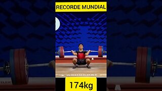 RECORDE MUNDIAL de Arremesso. 174kg de Eko Yuli Irawan (61kg). #Shorts