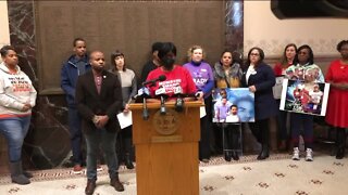 Mothers who lost children are leading effort to end gun violence