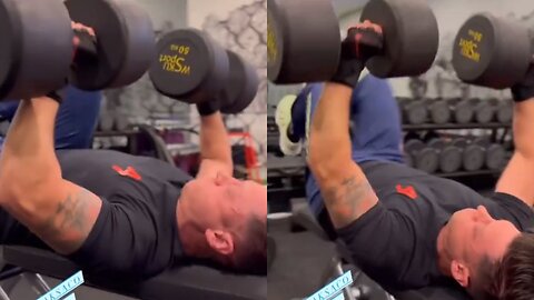 Mesut Ozil Bench Press with 50 Kilos of Weights in Each Hand