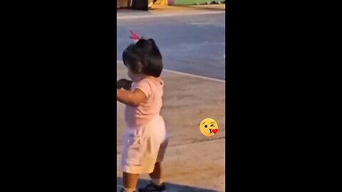 very cute dance 😍