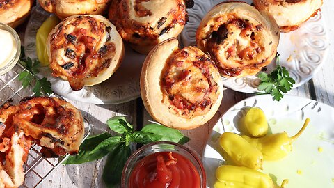 Homemade Pizza Rolls with Ham and Mushrooms